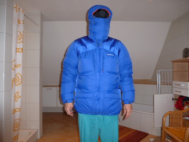 Montane Deep Cold Blue.jpg